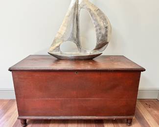 Antique Pennsylvania Chest