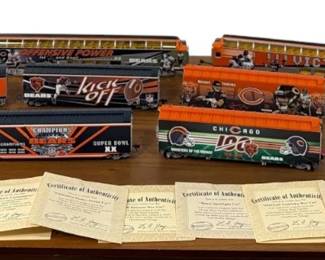 CHICAGO BEARS Hawthorne Village HO Train Set