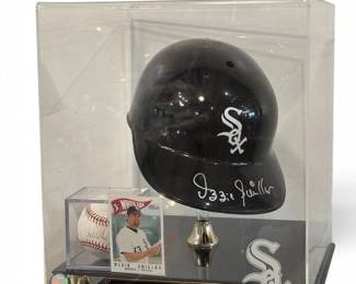 Autographed OZZIE GUILLEN Chicago White Sox Articles
