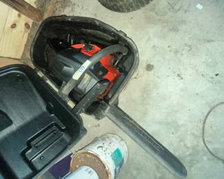 NICE CRAFTSMAN CHAIN SAW