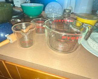 PYREX MEASURING CUPS