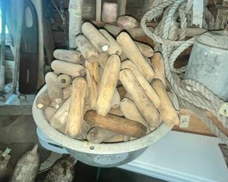 VINTAGE WOODEN FLOATS