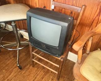 SMALL CRT TV