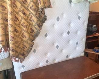 FULL SIZE SEALY LUXURY FIRM MATTRESS SET