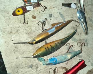 SOME VINTAGE LURES