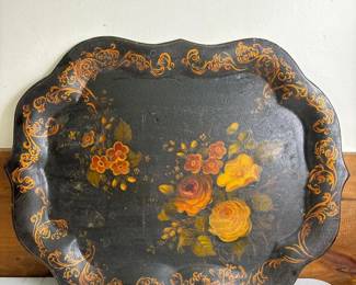 224 vintagehandpaintedtolewaretray