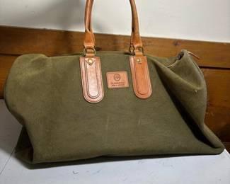 023 glenroyalgreenleatherduffelbag