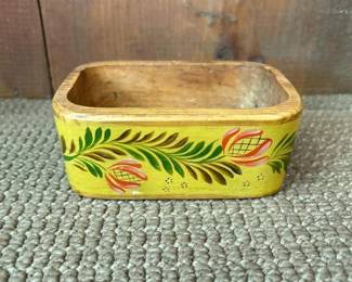 273 vintagehandpaintedwoodenfolkartbow