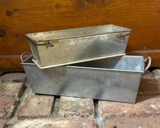 128 pairofgalvanizedmetalrectangularpla