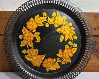 236 handpaintedmetalservingtraybyghm