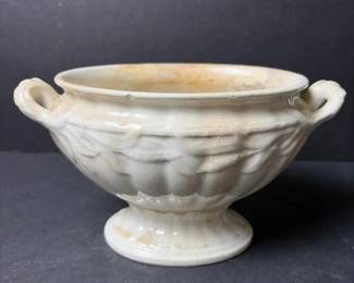 195 antiqueenglishironstonefootedtureen