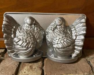 006 3dcastaluminumturkeycakepan