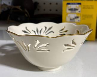 LENOX Dish