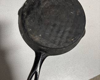 cast iron skillet