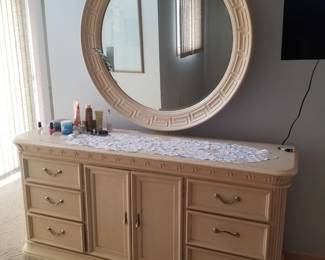 King bedroom suite: long dresser with mirror
