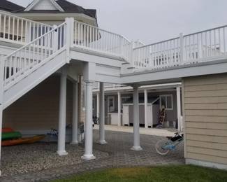 Vinyl railing