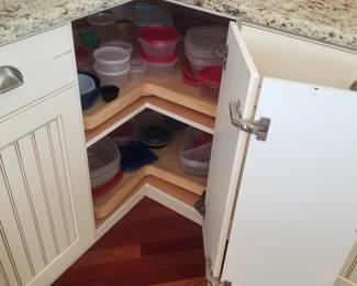 Kitchen feature: lazy Susan