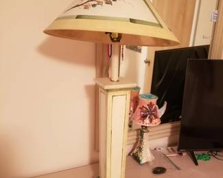 Table lamp