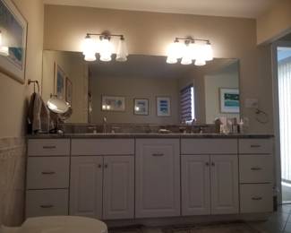 Double bath vanity; mirror; vanity lights