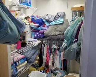 Wire rack closet system