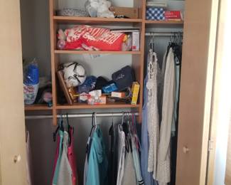 California Closets closet system