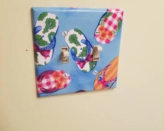 Flip flop switchplate