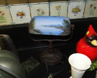 Reverse glass lamp