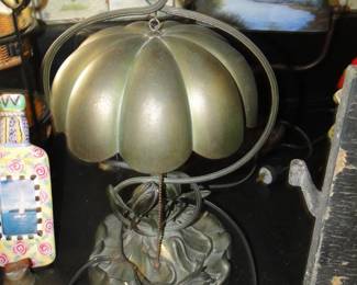 Pairpoint lamp