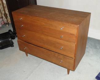 MCM Dresser