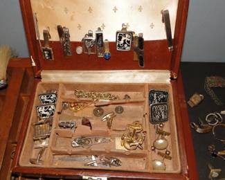 Cufflinks