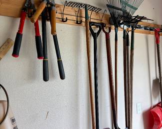 Lawn tools