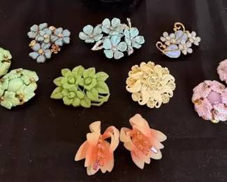 Vintage Floral Celluloid  Plastic Jewlery