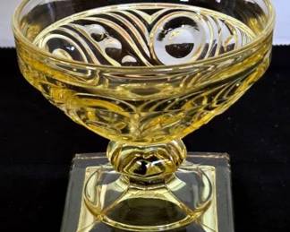 Set of 15 Vintage Heisey Sahara Ipswich Coupe Yellow Depression Glass
