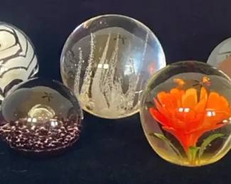 Art Glass Paperweights  Lindstrand, Finnish Studio Lashi, Scotland, Selkirk, More