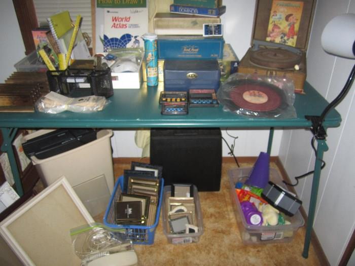 Dominoes, Vintage Record Player, 45s, 78s, Frames, Paper Shredder, Office Miscellaneous