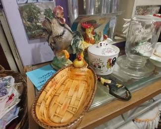 Vintage Chicken decor