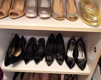 Women's dress heels and pumps on shelves