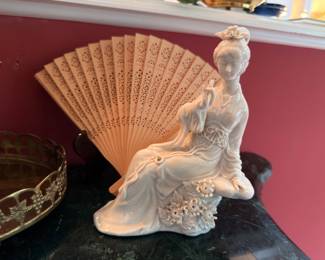 Blanc de chine Asian lady figurine and carved fan