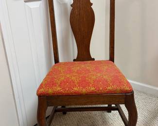 Dining or accent chair