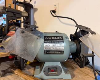 Dual Wheel Grinde. Used good working condition.