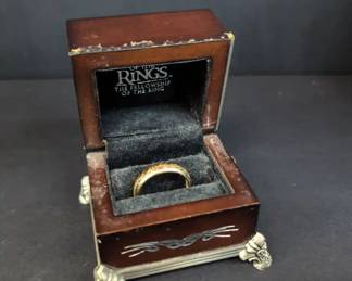 CS068 Lord of the Rings Collectors Ring