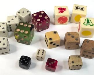 CS075 Vintage Dice