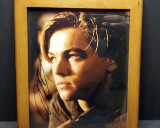 CS034 Autographed Leonardo Dicaprio Photo