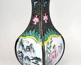 CS020 Mid Century Chinese Peking Style Enamelware Vase
