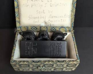 CS072 3Turtle Carved Stone Seal Block