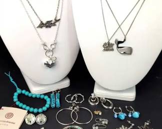 CT033 Variety of Necklaces Earrings