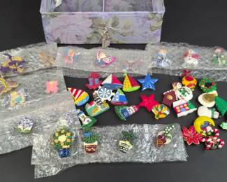 CT005 Novelty Holiday and Seasonal Button Covers