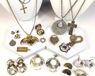 CS097 Vintage Lockets, Game Night Jewelry, Timepiece Necklace, Earrings