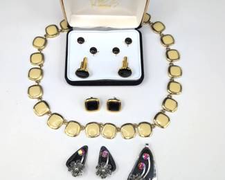 CT018 Costume JewelryCufflinks Collar Buttons, Necklace, Matching Earrings and Pendant