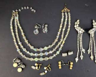 CS096 Vintage Aroura Borealis, Rhinestones and Pearl Earrings